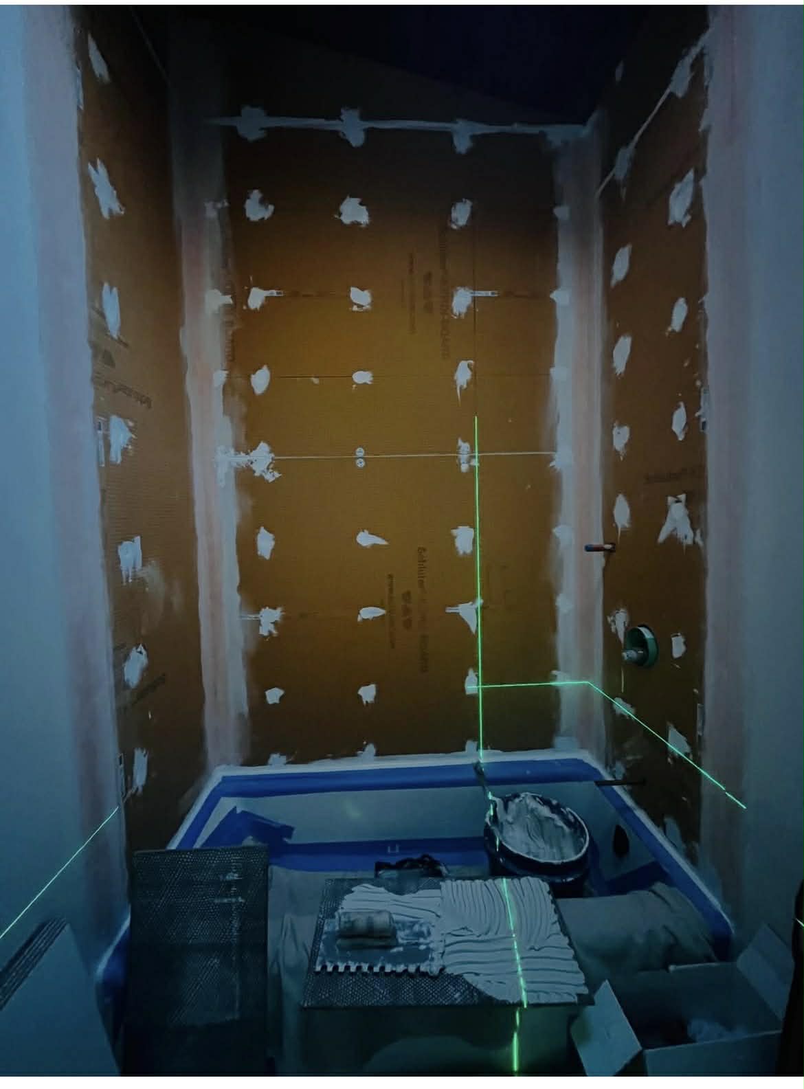 Bathroom before renovation